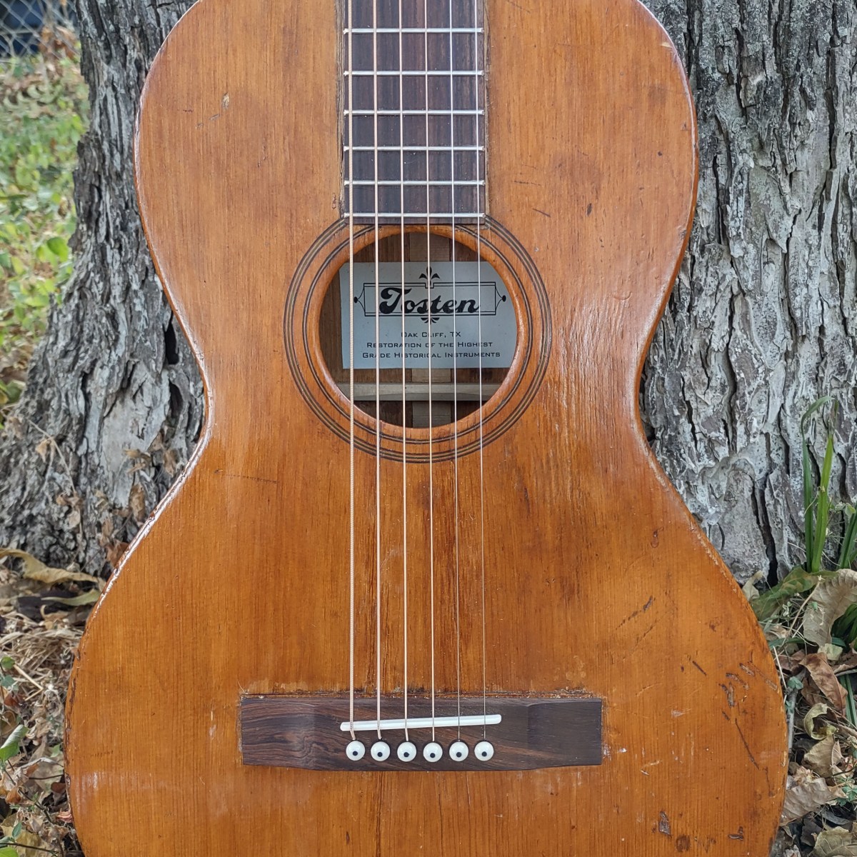 Another Unbranded 20’s something guitar – this time&nbsp;oak