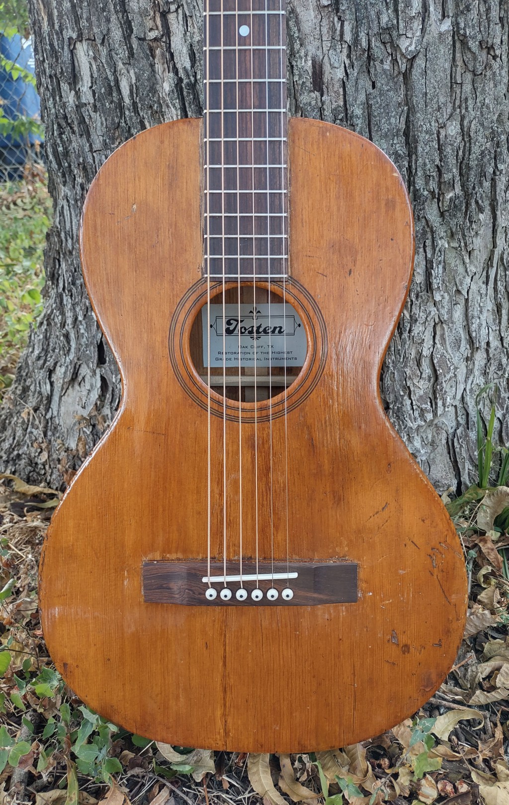 Another Unbranded 20’s something guitar – this time&nbsp;oak
